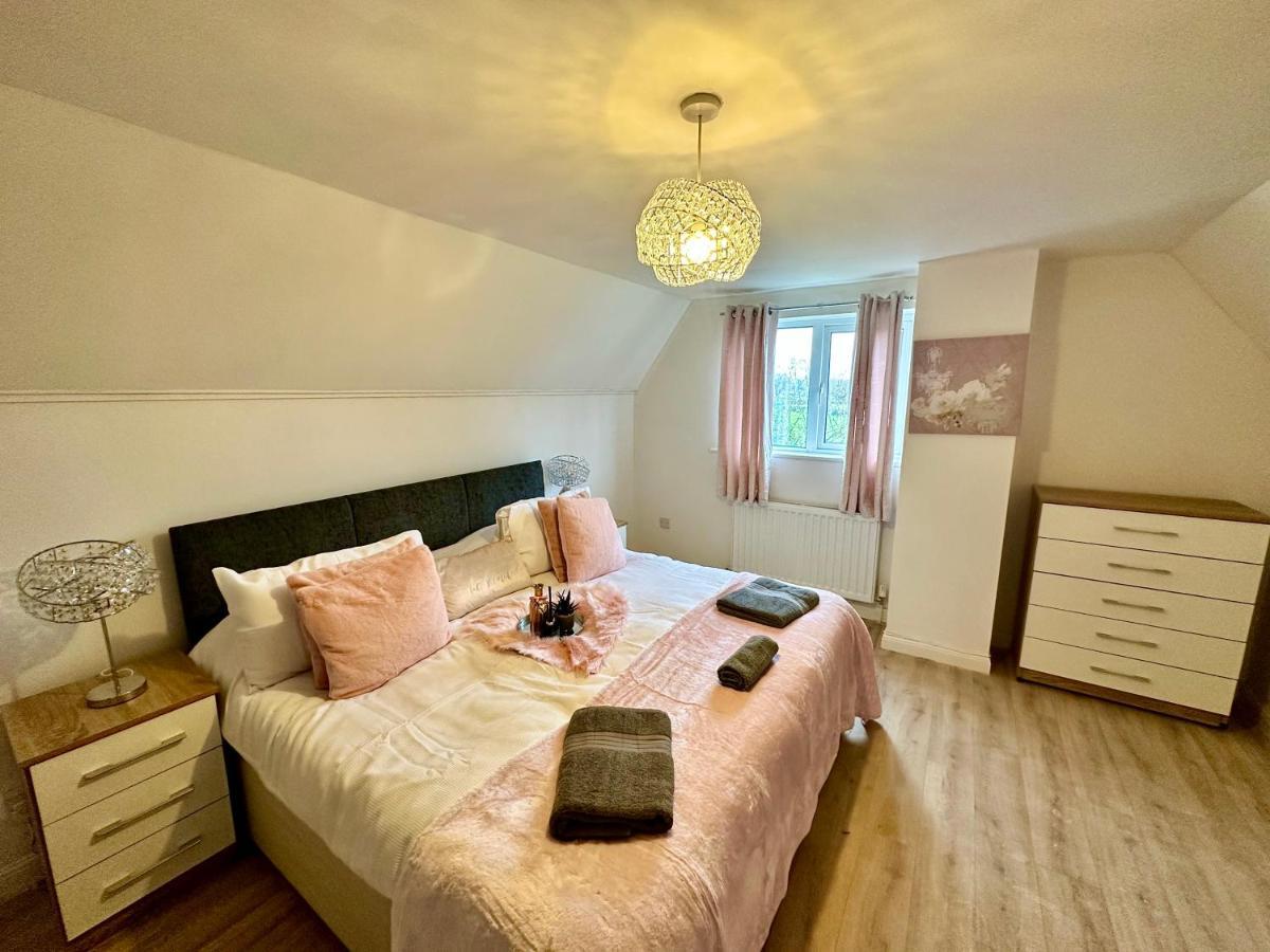 Three Bedroom Rural, Relaxing And Peaceful,Dogs Welcome! With Cymru Holidays Абъргавени Екстериор снимка