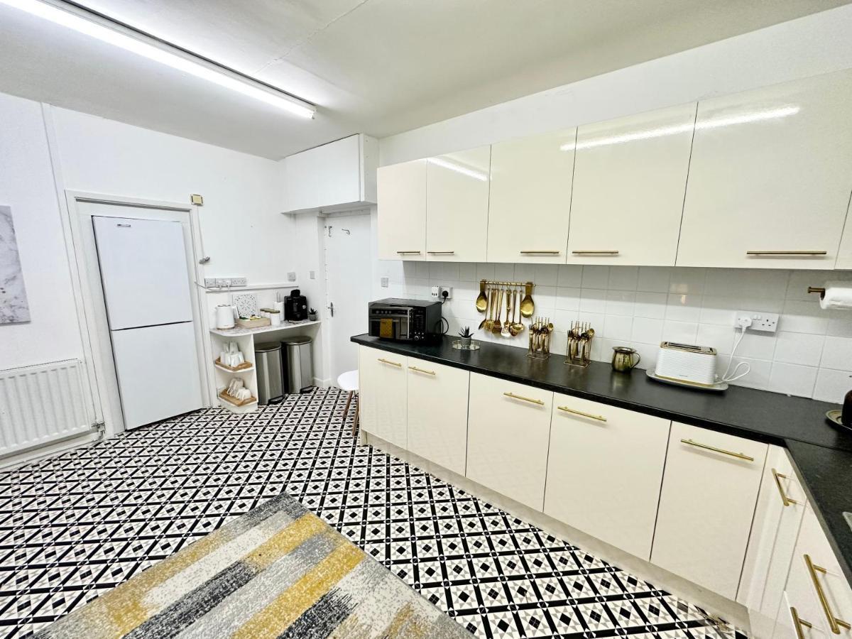 Three Bedroom Rural, Relaxing And Peaceful,Dogs Welcome! With Cymru Holidays Абъргавени Екстериор снимка