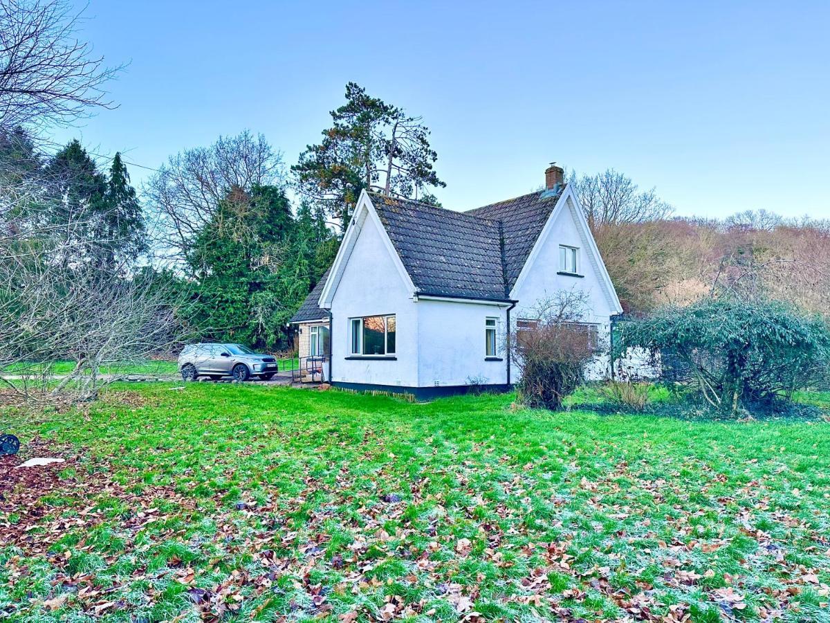Three Bedroom Rural, Relaxing And Peaceful,Dogs Welcome! With Cymru Holidays Абъргавени Екстериор снимка